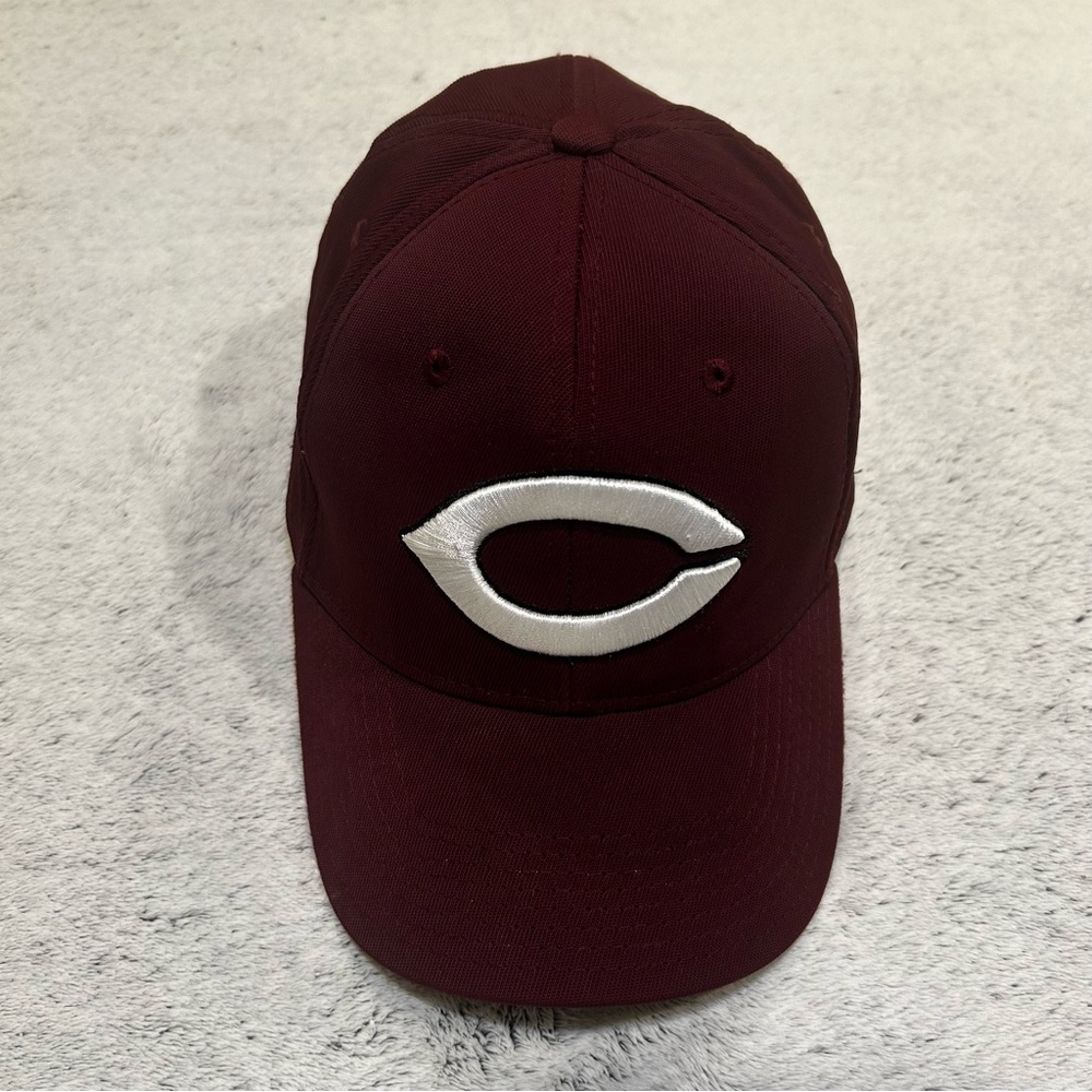 Maroon Chicago bears Baseball Cap with White Logo